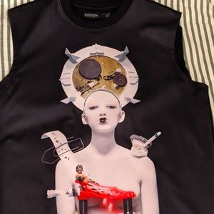 Artist graphic sleeveless